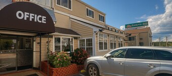 อีสเทิร์น อินน์