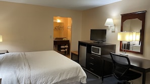 Desk, laptop workspace, free WiFi, bed sheets - Slumber Inn Of Harrisonville (Harrisonville)