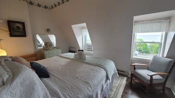 Muebles diferentes y sistema de insonorización