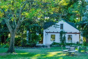 Vineyard Cottage | Terrace/patio