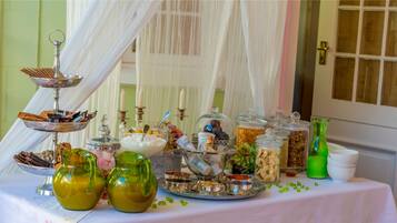 Daily continental breakfast for a fee