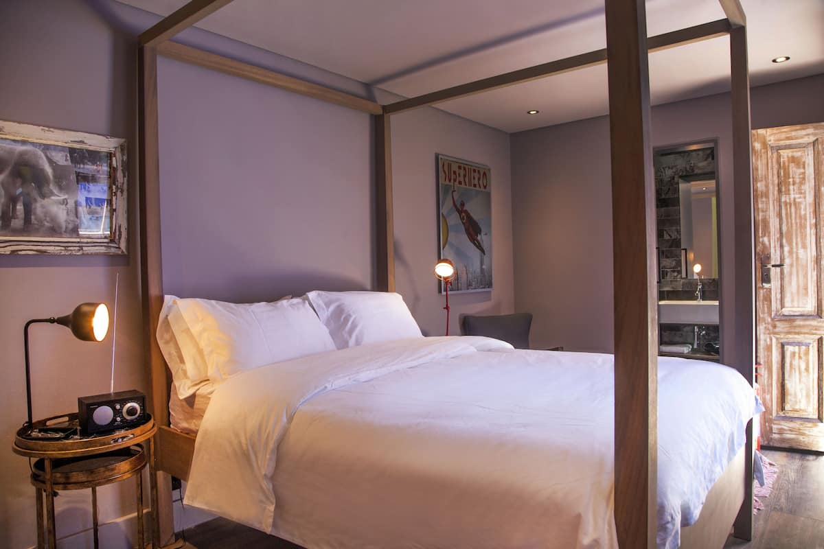 Business tweepersoonskamer (1) | Italiaanse Frette-lakens, luxe beddengoed, donzen dekbedden
