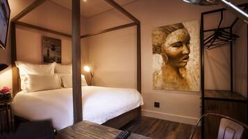 Room (9) | Frette Italian sheets, premium bedding, down comforters