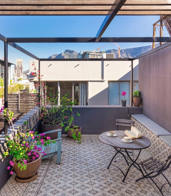 Huone (4) | Terassi/patio