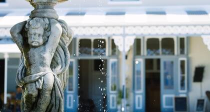 Pontac Manor Hotel