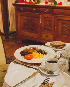 Desayuno inglés incluido todos los días