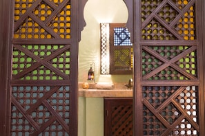 Bathroom sink - Dar Silsila (Marrakech)