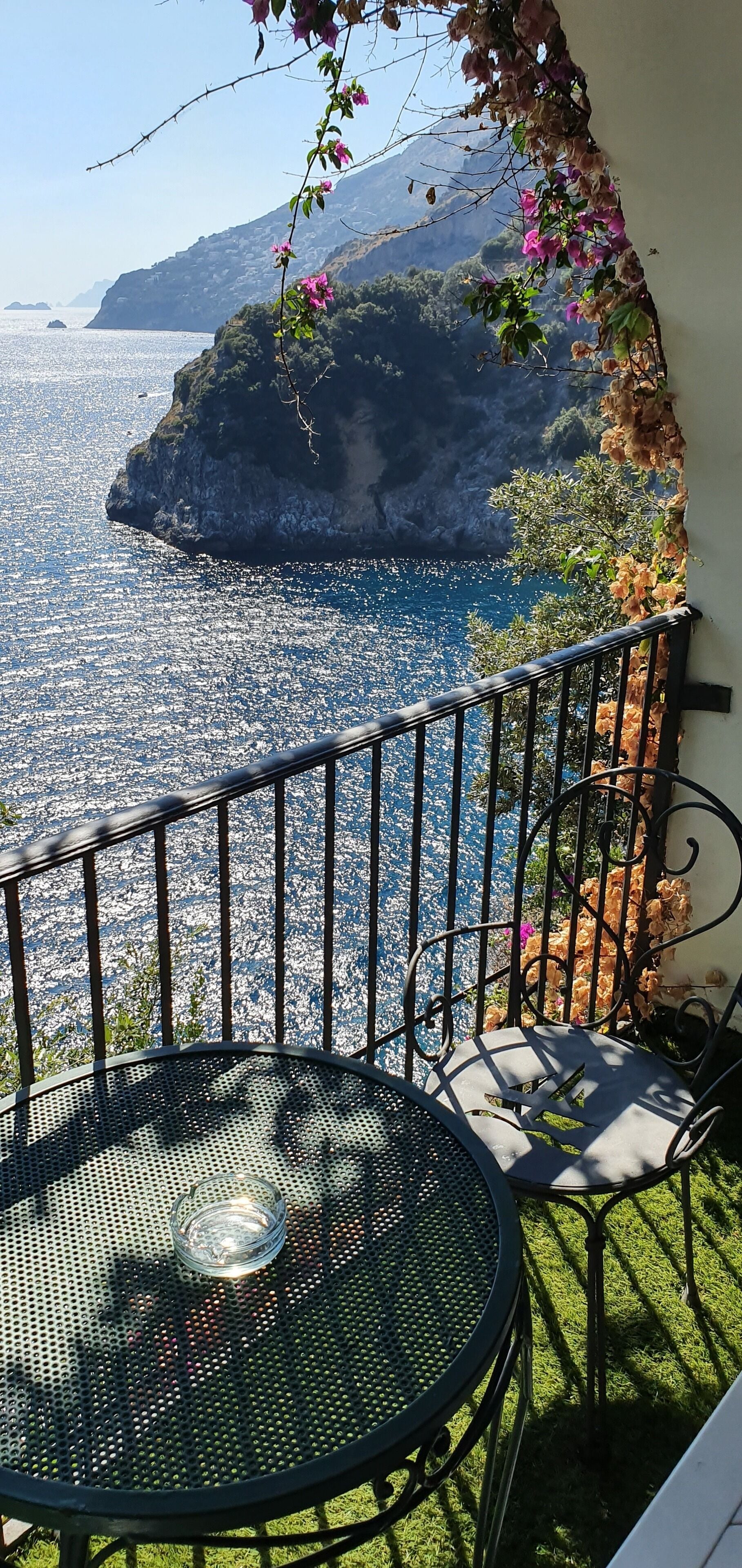 superior double room, partial sea view | terrace/patio