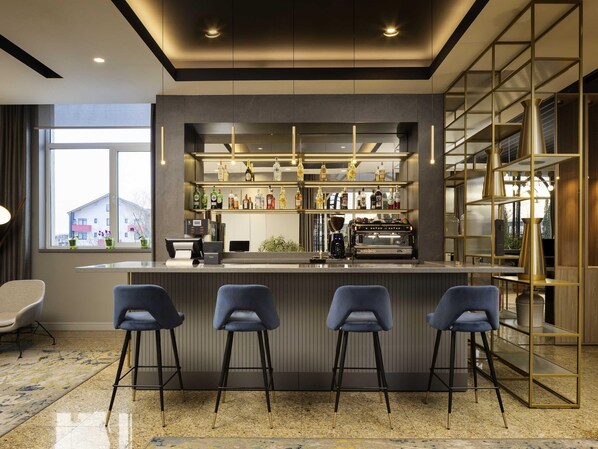 Bar (on property) - Mercure Sibiu Airport (Sibiu)