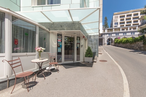 Hôtel Bon Port (4)