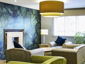 Bar (on property) - Mercure Newbury West Grange Hotel (Thatcham)