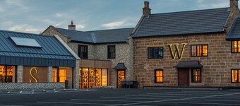 Wainstones Hotel