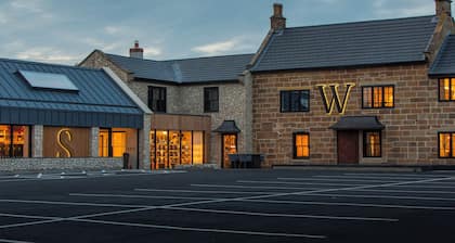 Wainstones Hotel