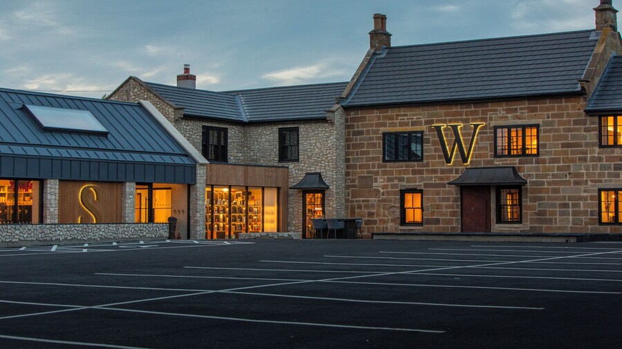 Wainstones Hotel