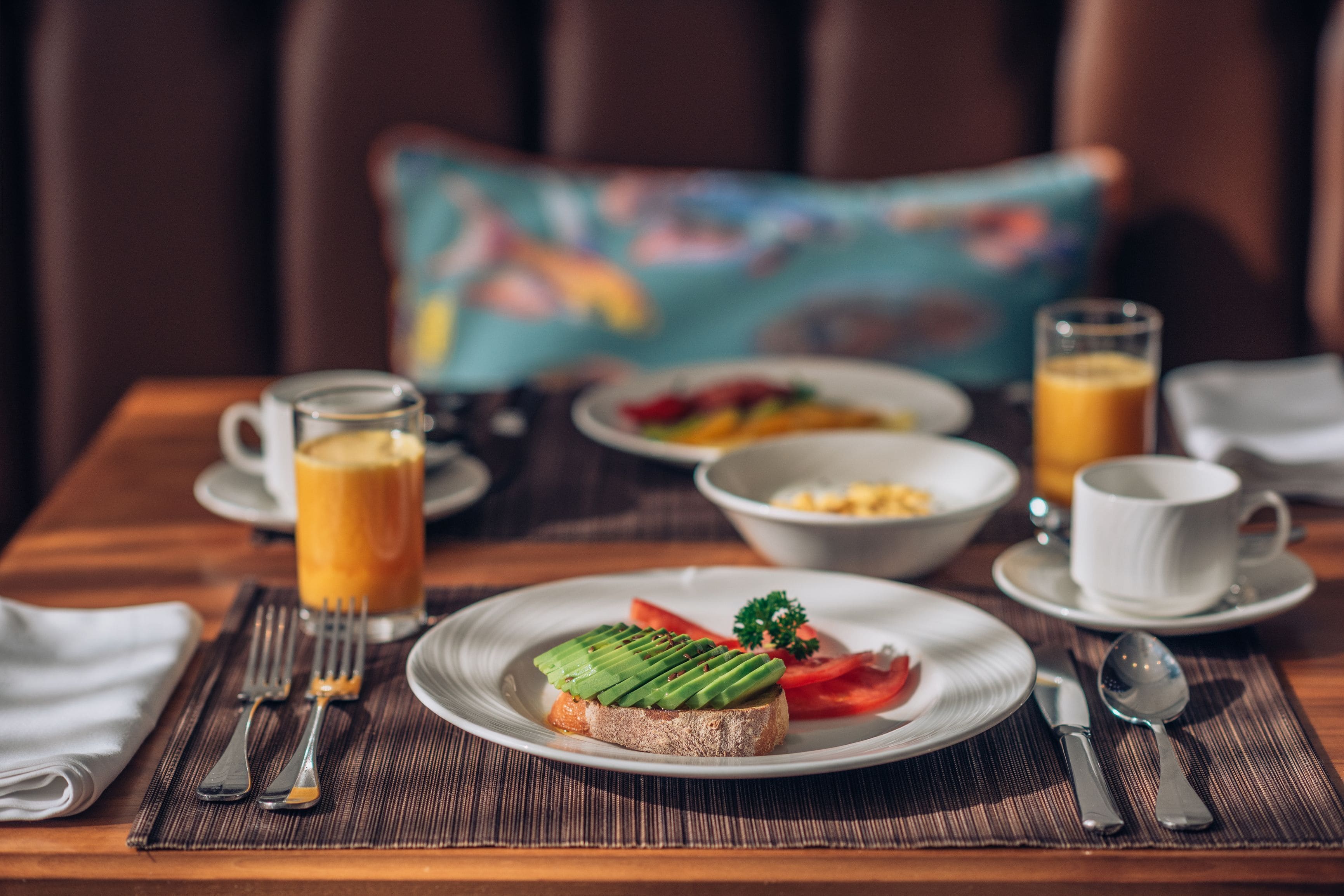 daily continental breakfast (usd 35 per person)