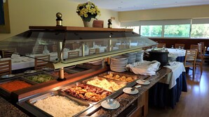 Lunch and dinner served  - Jardins da Ria (Murtosa)