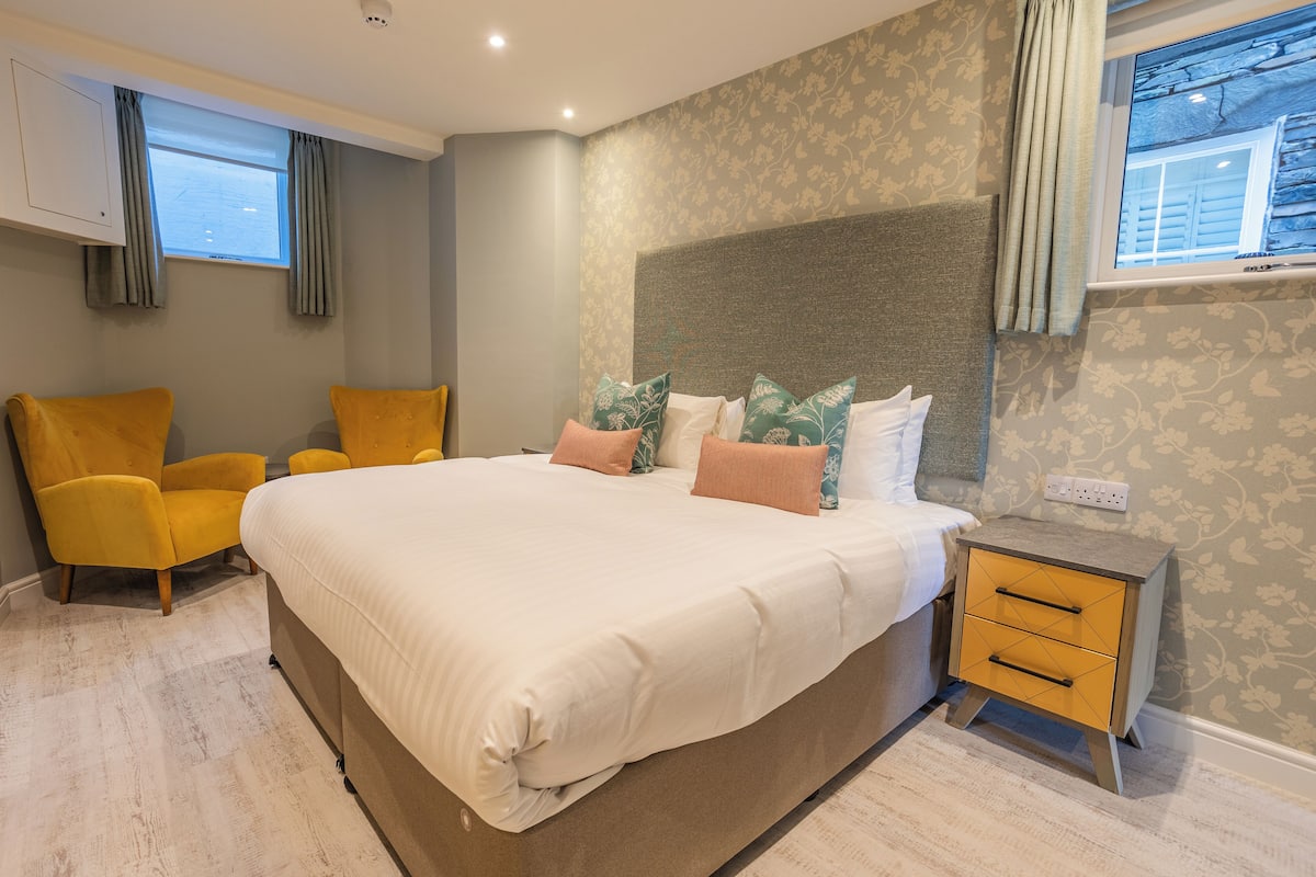 Junior Double or Twin Room, Non Smoking, Terrace | Premium bedding, Select Comfort beds, individually decorated