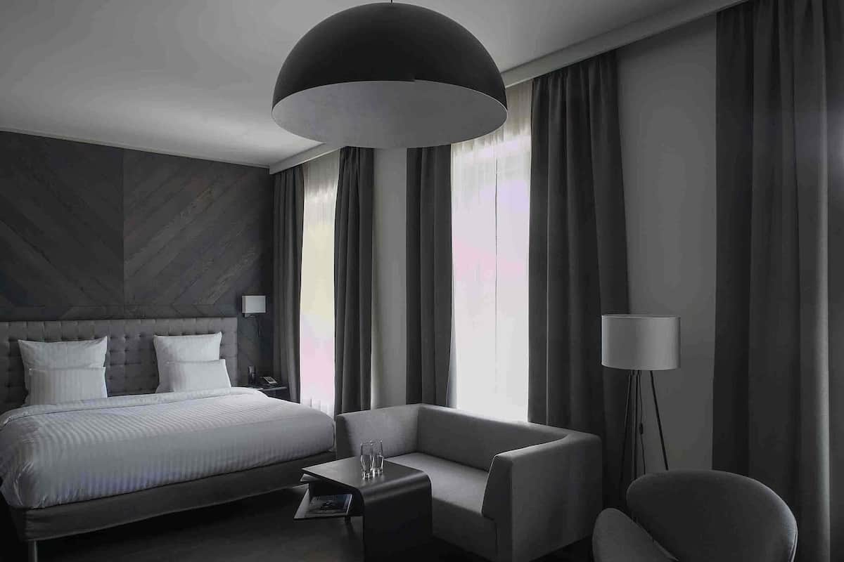 Deluxe Room, 1 King Bed