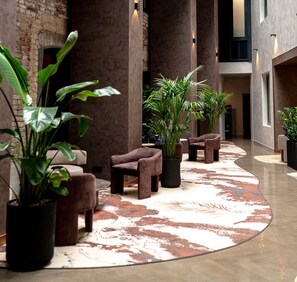 2 bares o lounges, lounge en el lobby 