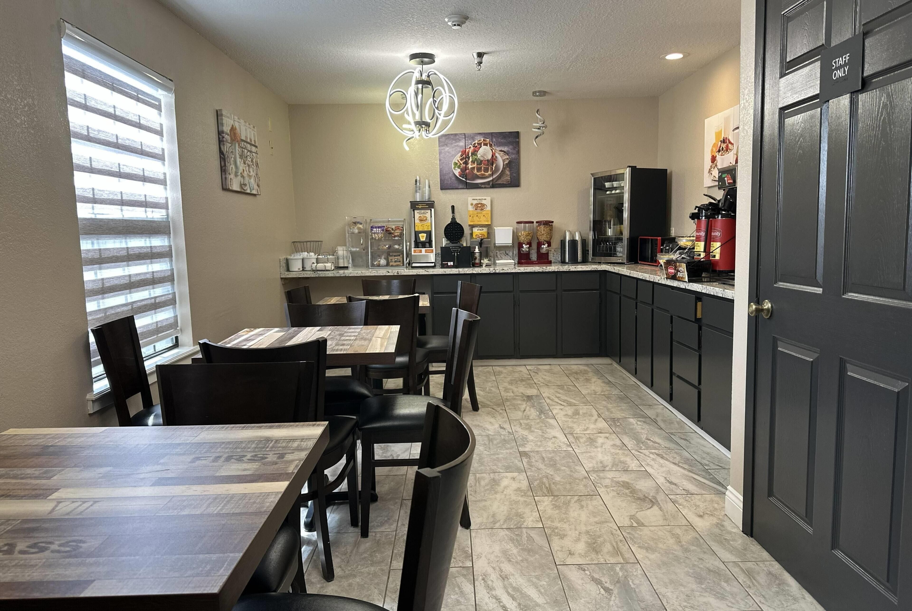 含每日外帶早餐