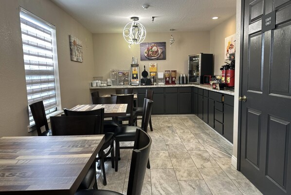 Free daily on-the-go breakfast