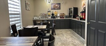Super 8 by Wyndham Kinder/Coushatta near Casino