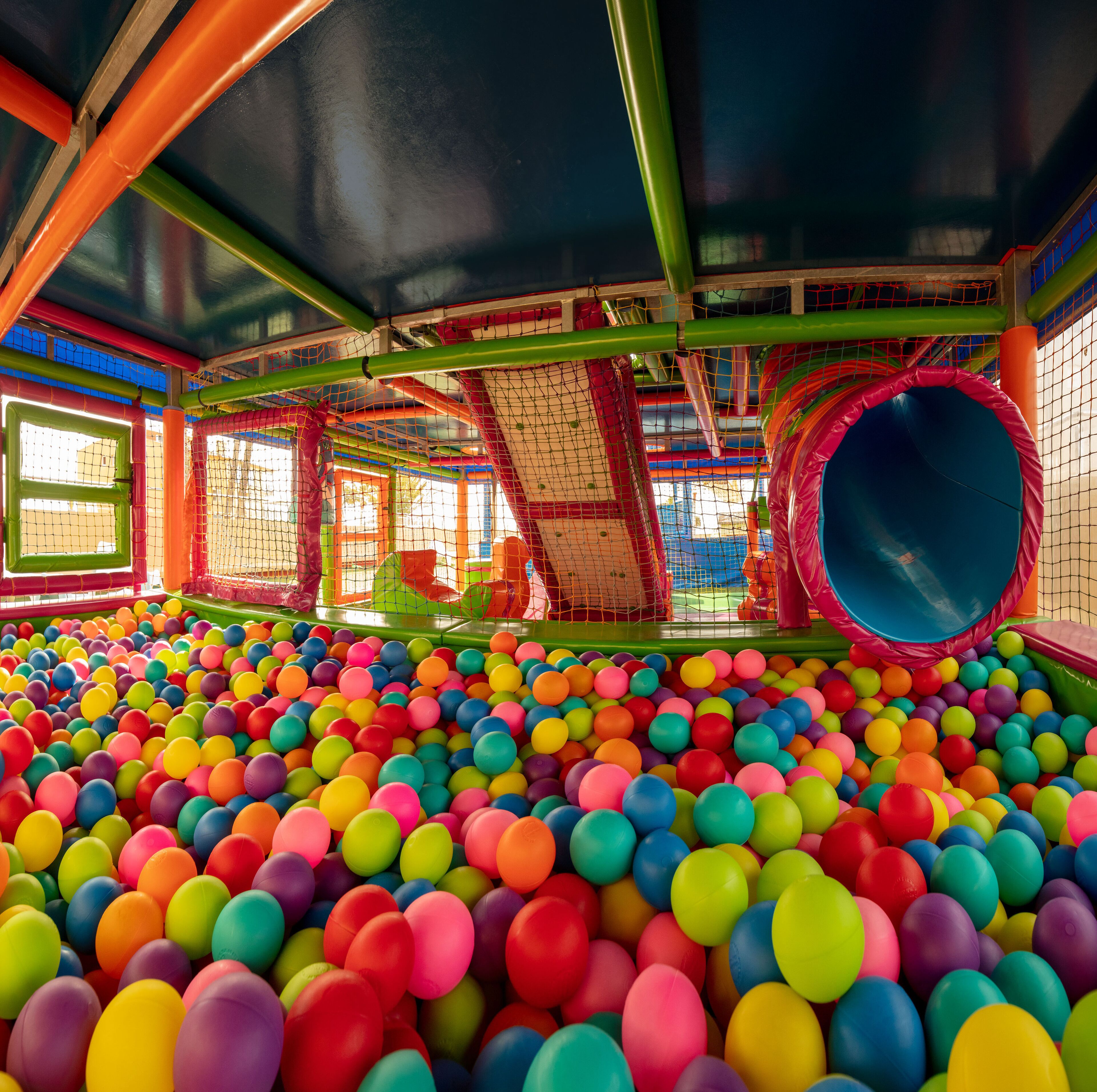 children’s play area – outdoor