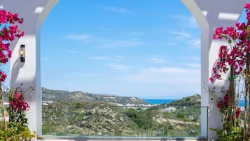Frühstück, Mittagessen, Abendessen, mediterrane Küche, Blick aufs Meer