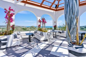 Breakfast, lunch, dinner served; Mediterranean cuisine, ocean views  - Venezia Resort Hotel & Spa (Rhodes)