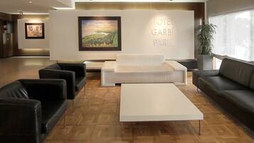 Kawasan tempat duduk lobi