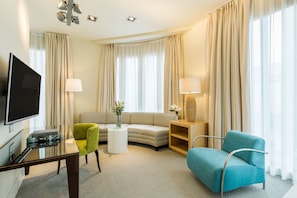 Junior Suite | Living area