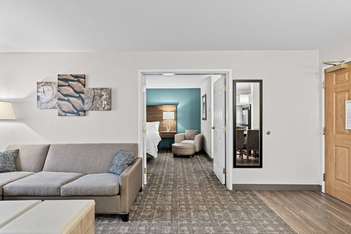 Premium bedding, individually decorated, individually furnished, desk