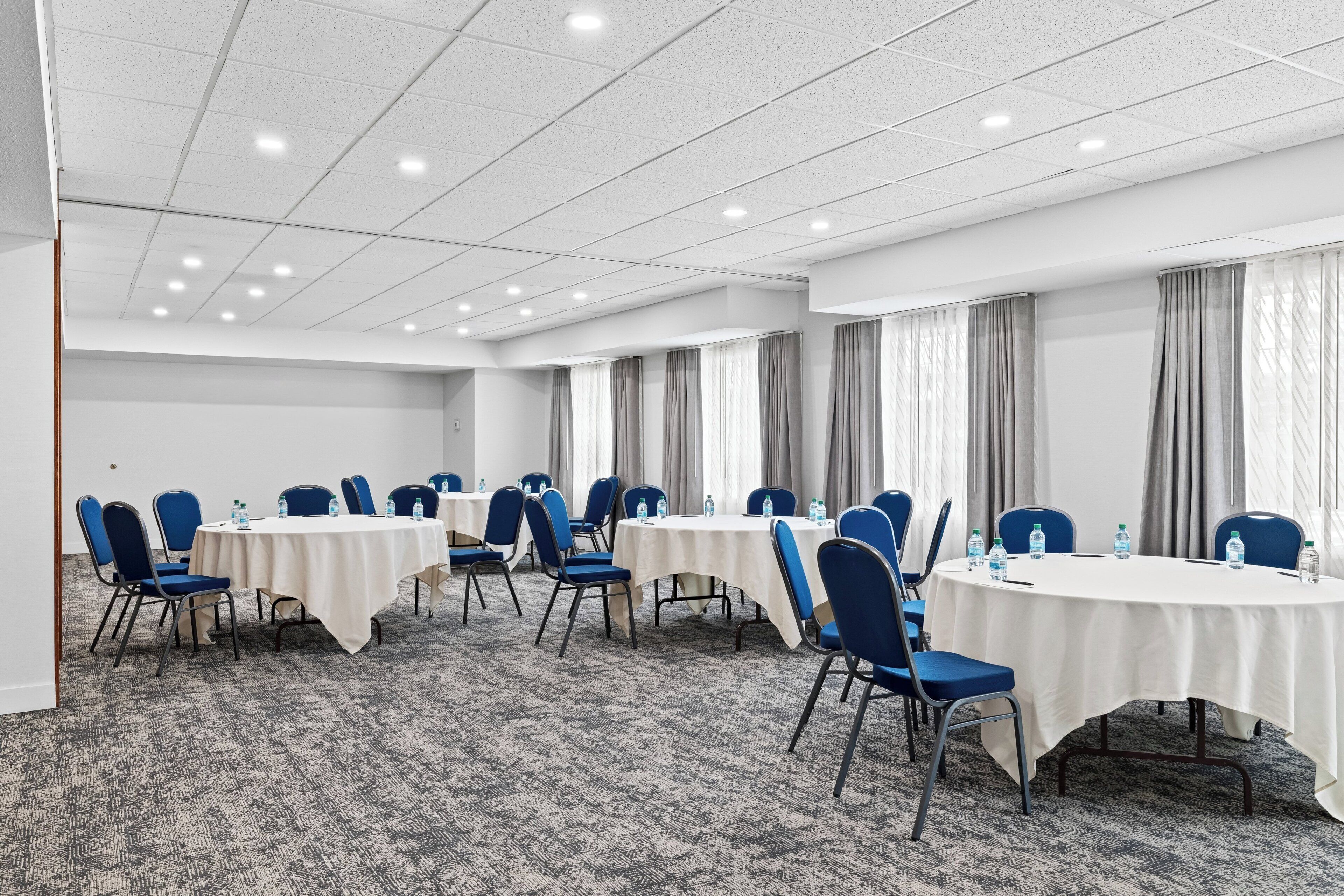 Photo - Staybridge Suites   Calgary Airport, An Ihg
