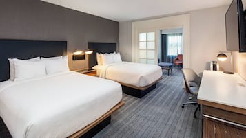 Escritorio, cortinas blackout y insonorización