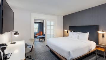Suite, 2 Bedrooms (View) | Desk, blackout drapes, soundproofing, iron/ironing board