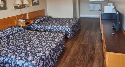 Skyways Motel Muskoka Gravenhurst ON 11