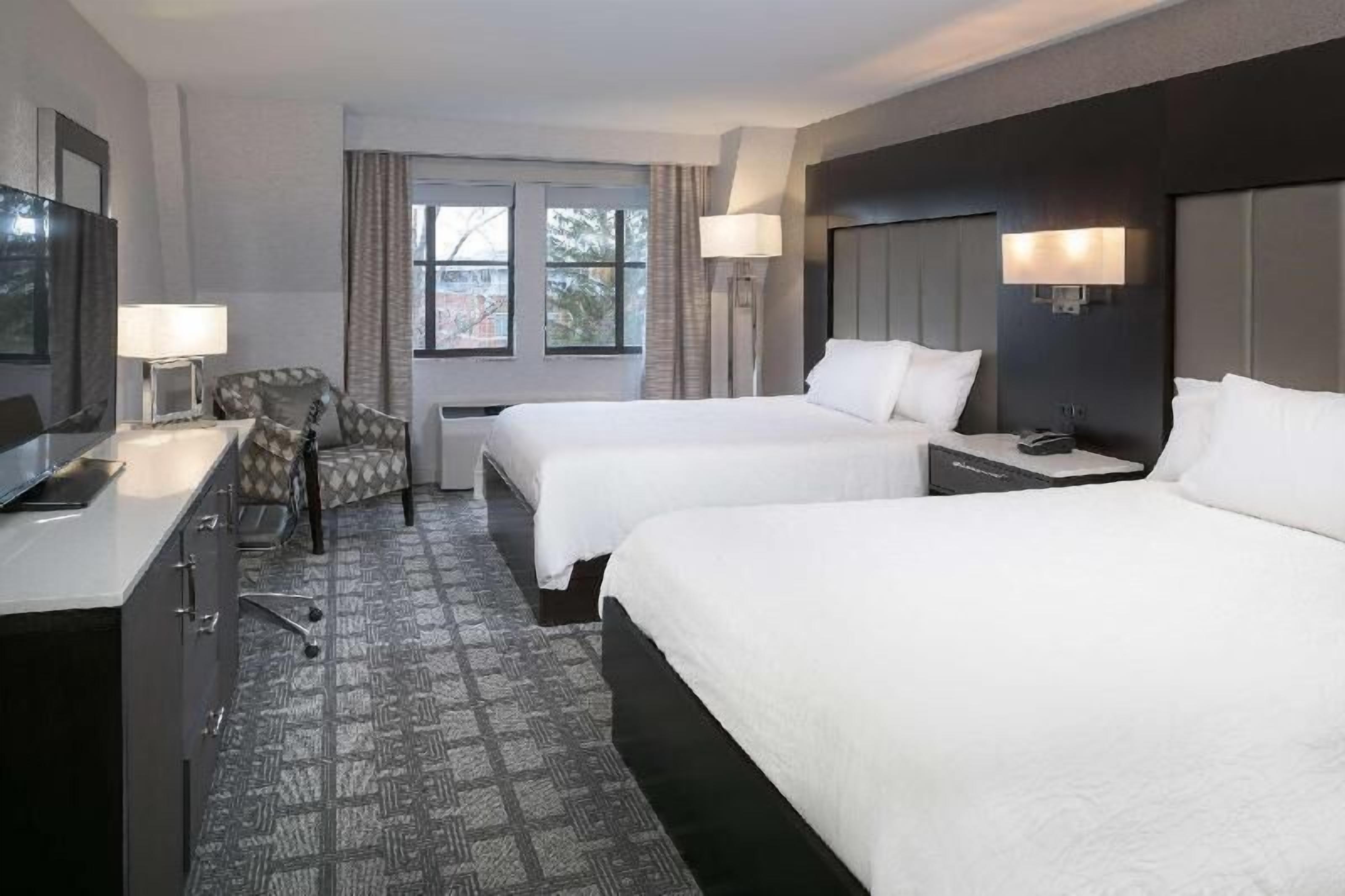 Premium bedding, pillowtop beds, in-room safe, desk