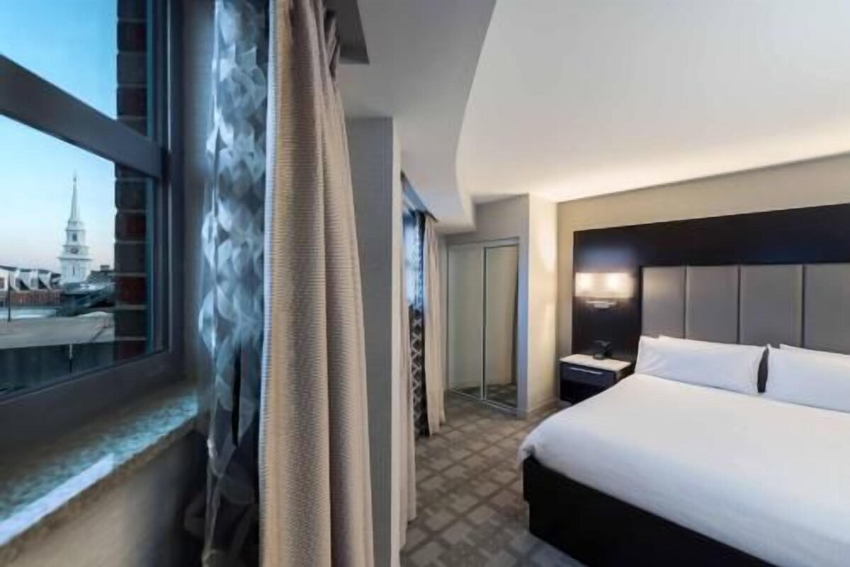 Premium bedding, pillow-top beds, in-room safe, desk
