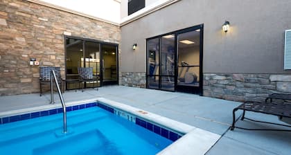 Hampton Inn & Suites Colorado Springs/Air Force Academy