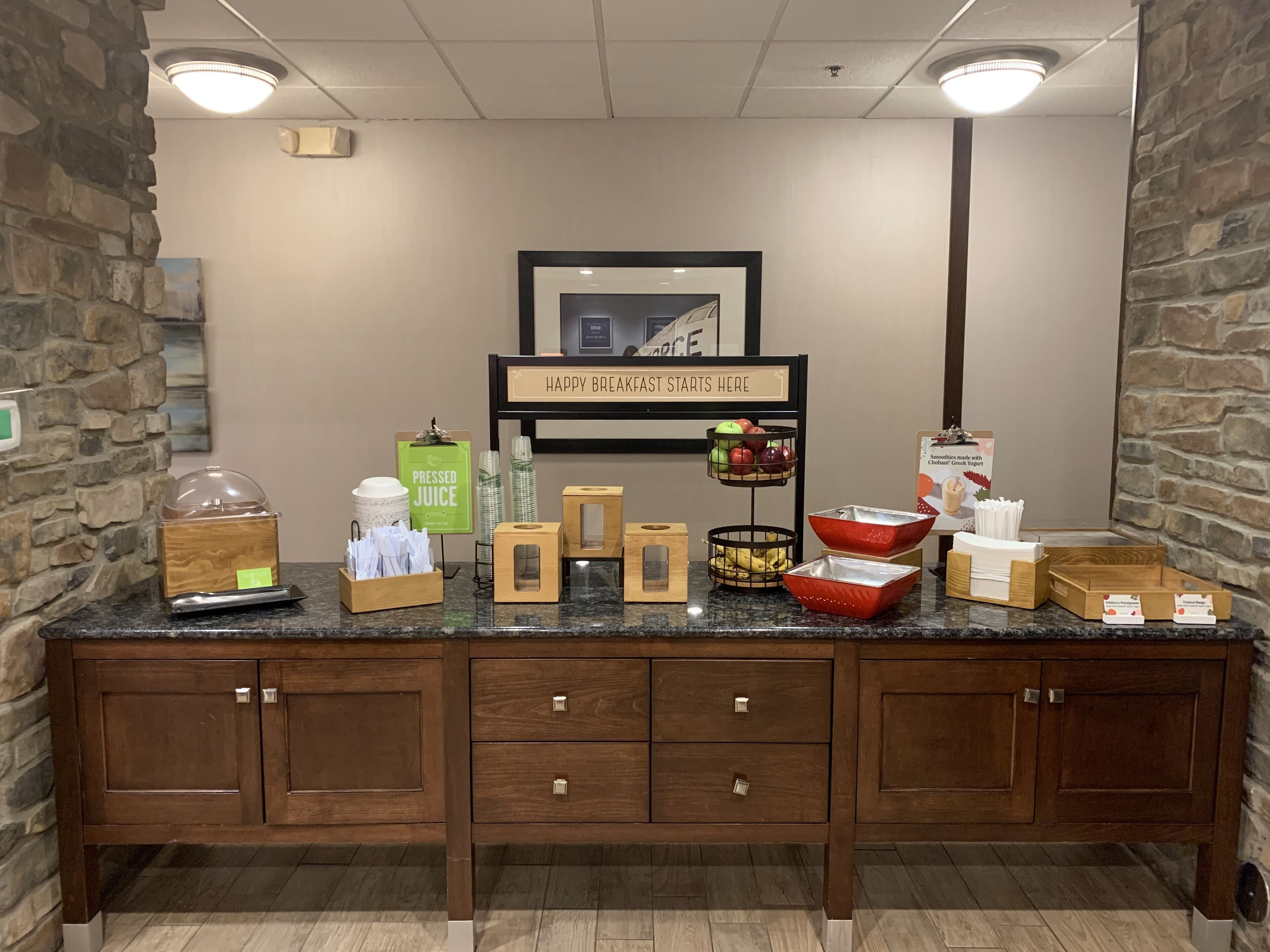 Petit déjeuner buffet compris tous les jours