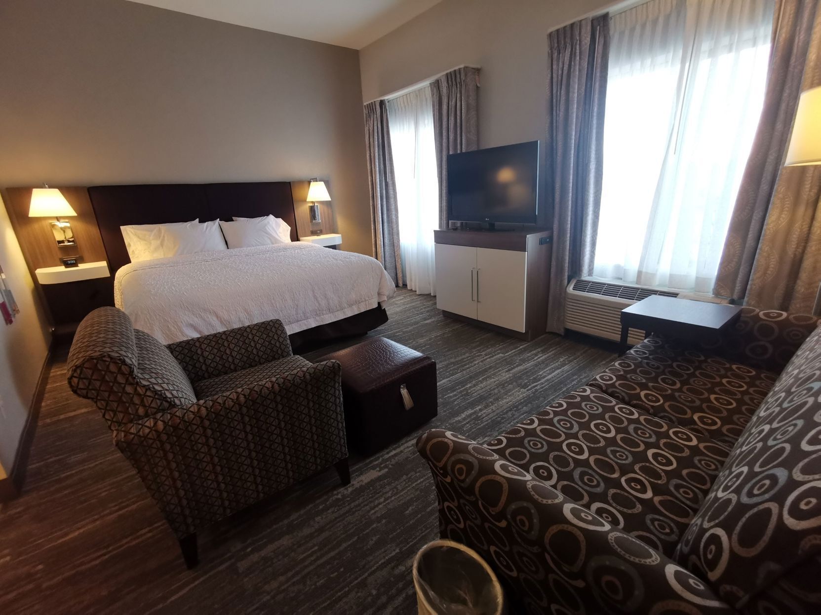 Premium bedding, down comforters, pillowtop beds, in-room safe