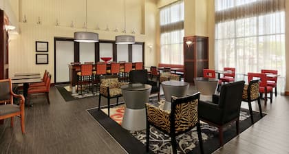 Hampton Inn & Suites Lawton