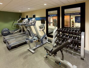 Fitness facility - Hampton Inn South Plainfield-Piscataway (South Plainfield)
