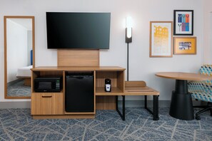 Ropa de cama de alta calidad, escritorio y cortinas blackout 