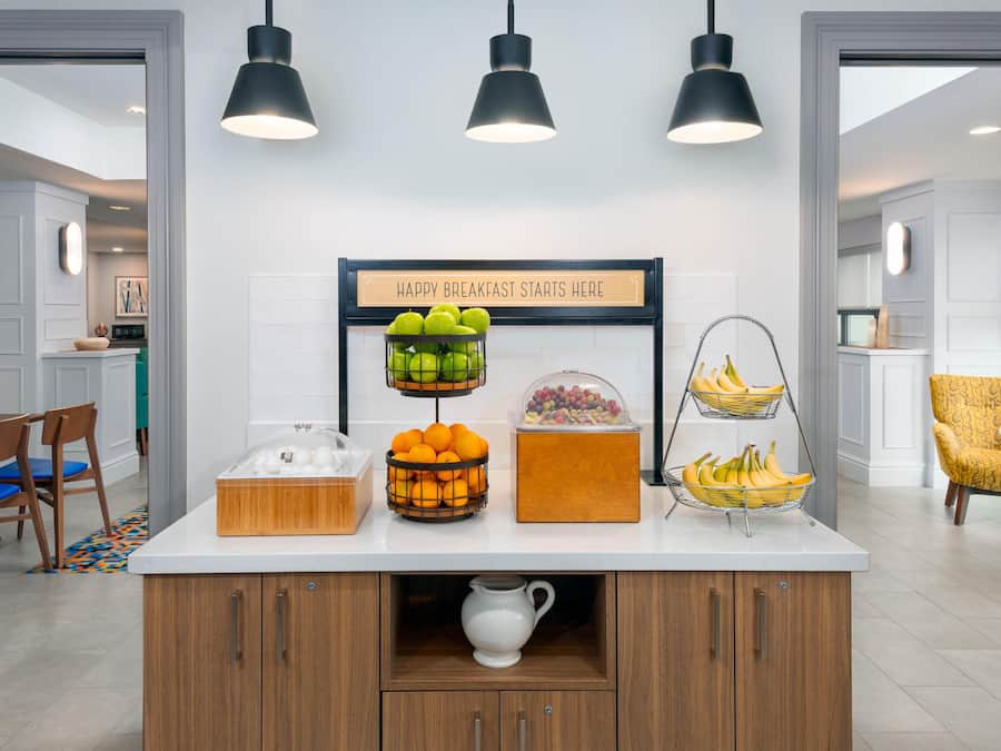 Free daily buffet breakfast