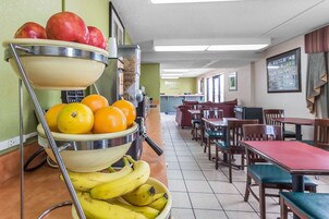 Free continental breakfast