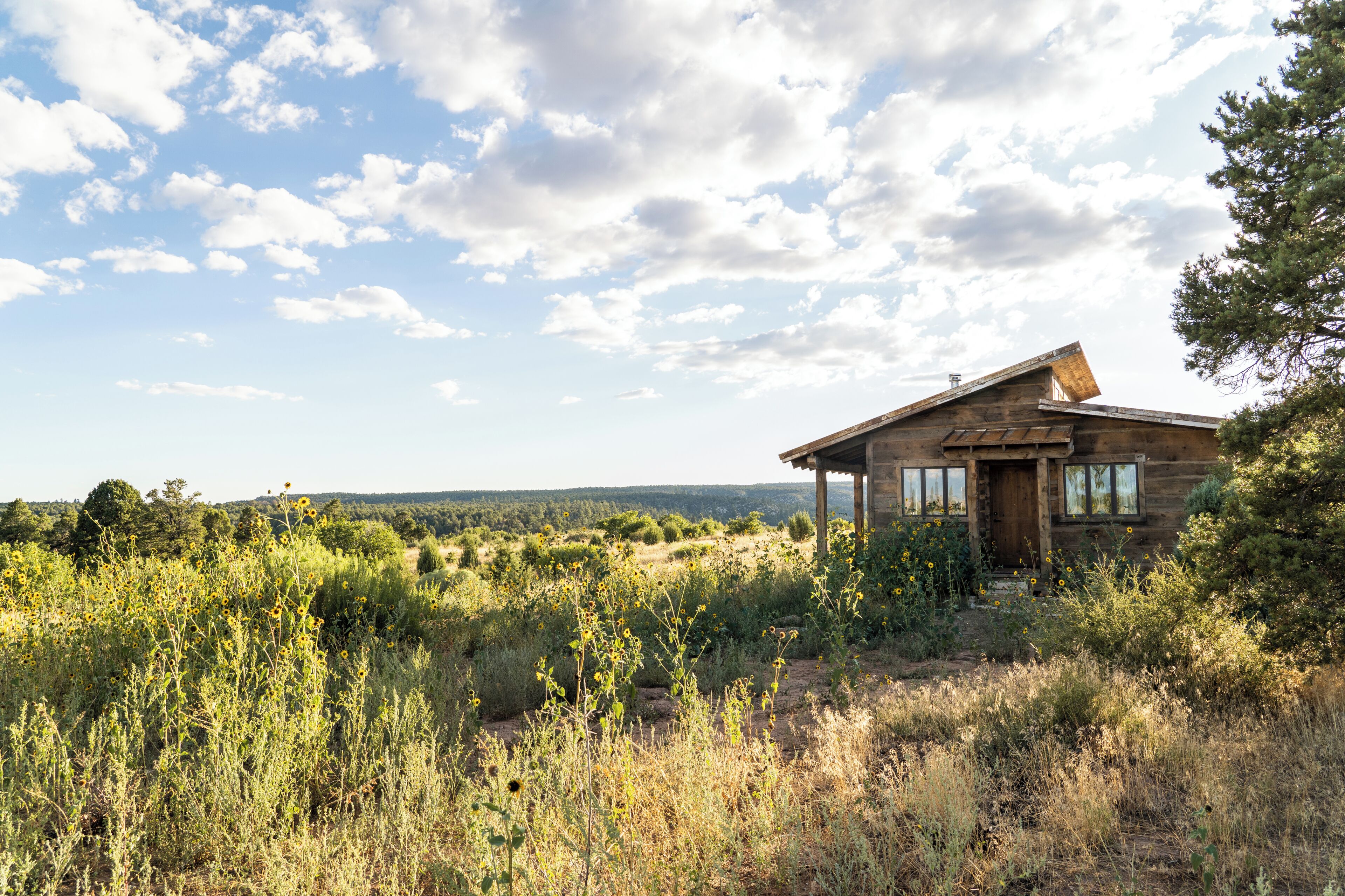 Honeymoon House, Valley View | Premium bedding, pillow-top beds, individually decorated