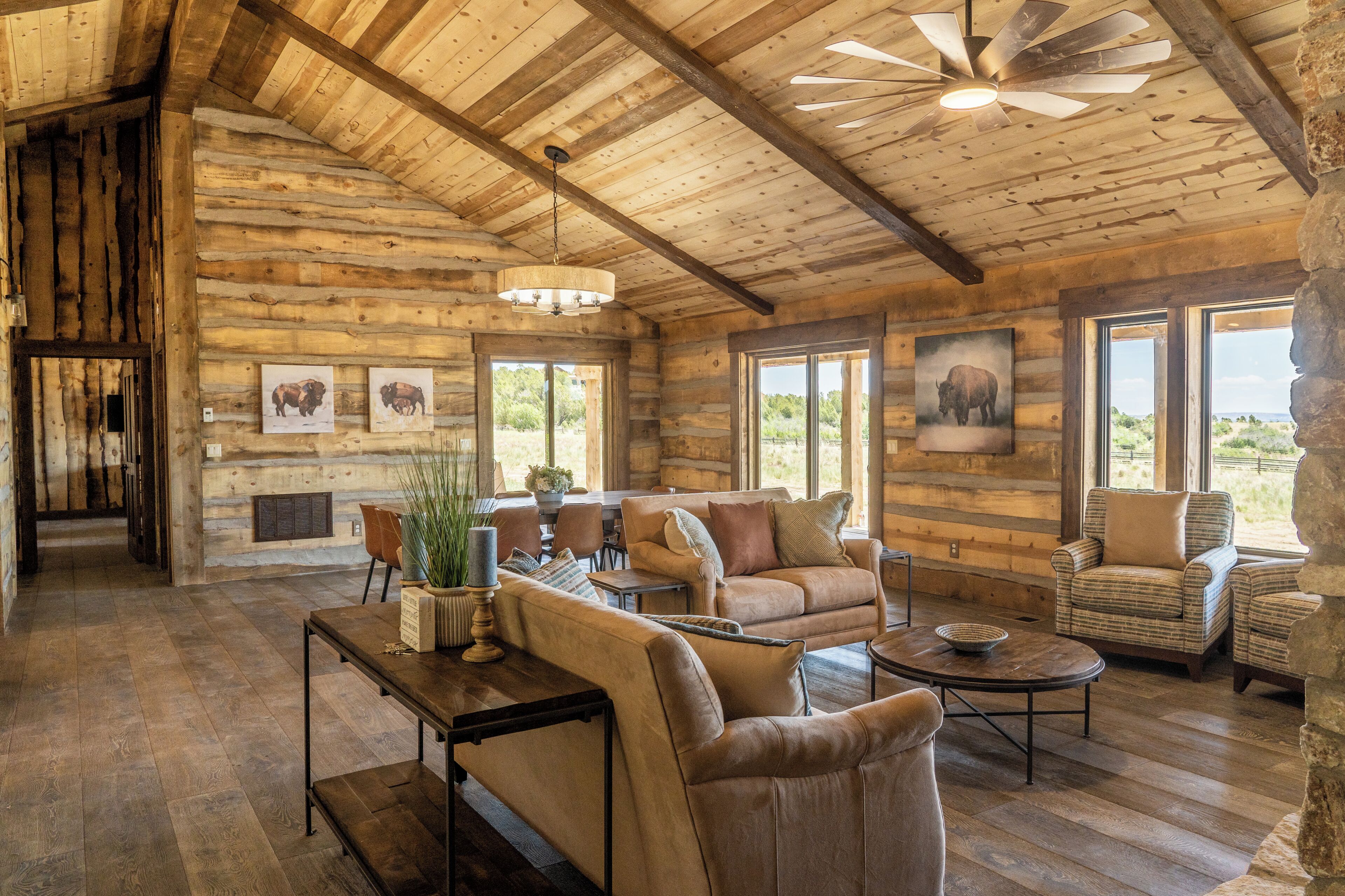 Family House, Valley View | Living area | Flat-screen TV