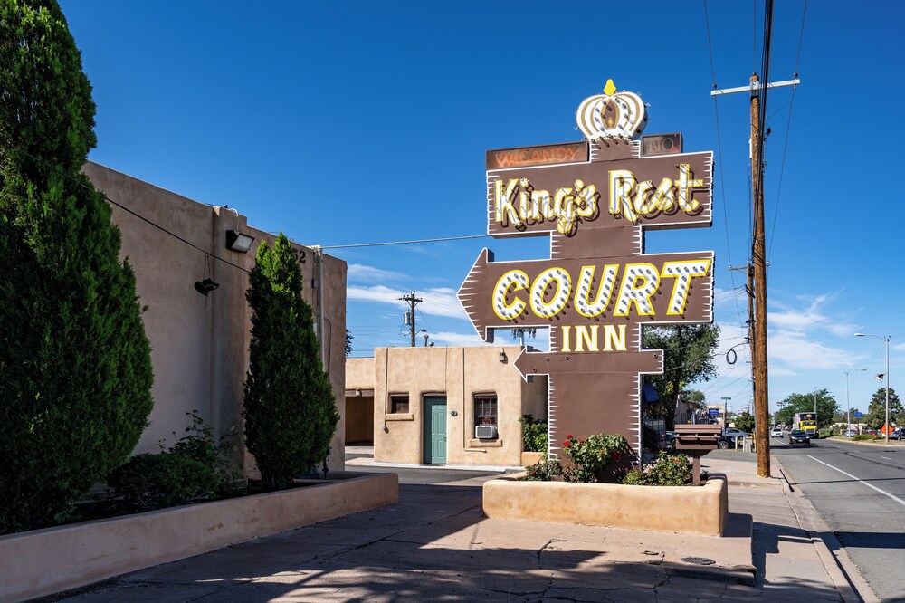 King's Rest Court Inn