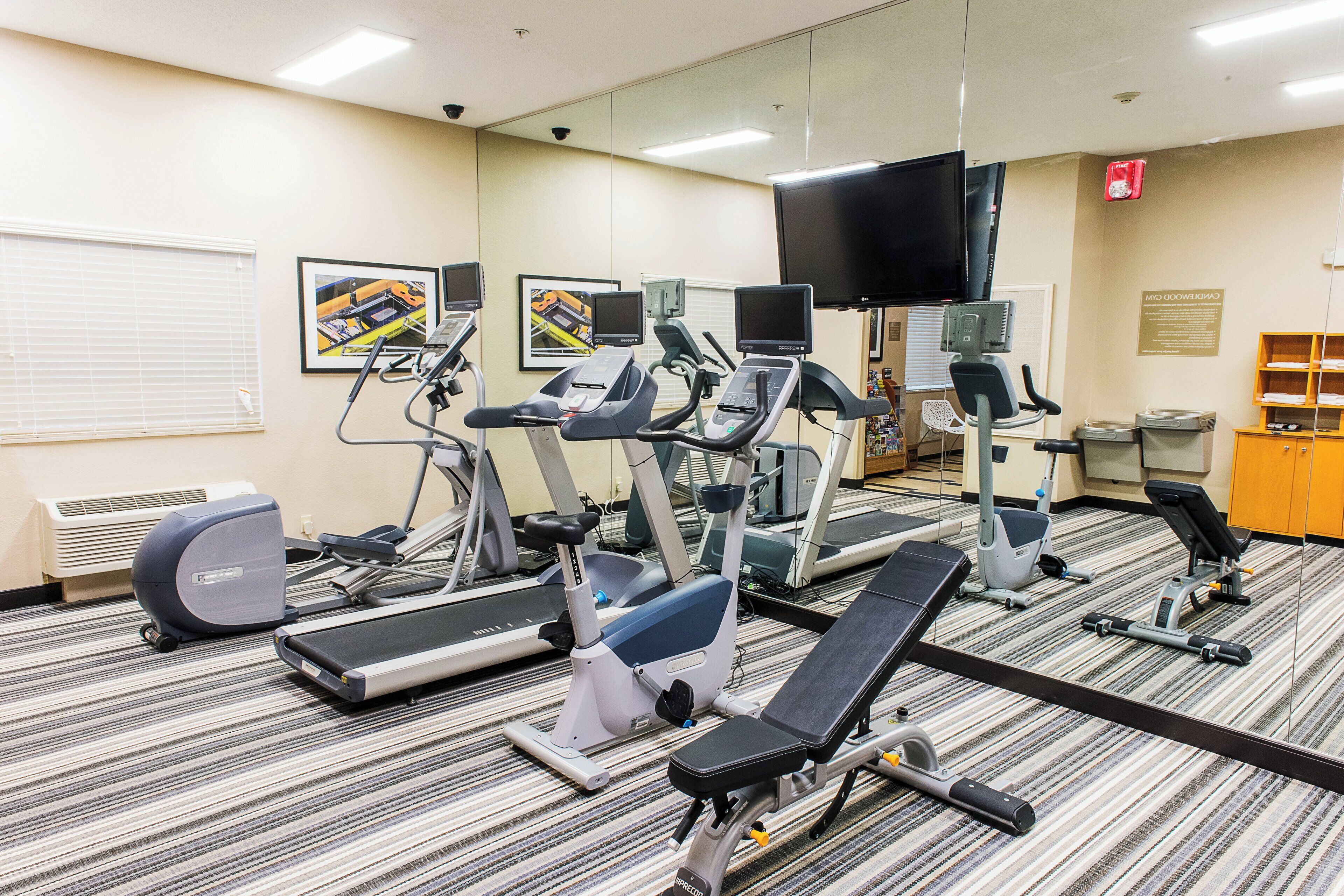 Photo - Candlewood Suites Virginia Beach Town Center by IHG